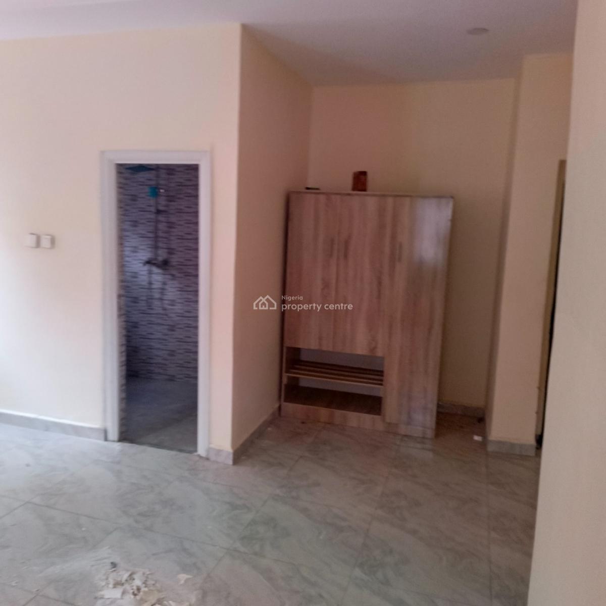 Luxurious Beautiful 3 Bedrooms, Apashe Estate, Fha (f.h.a), Lugbe District, Abuja, Terraced Bungalow for Rent