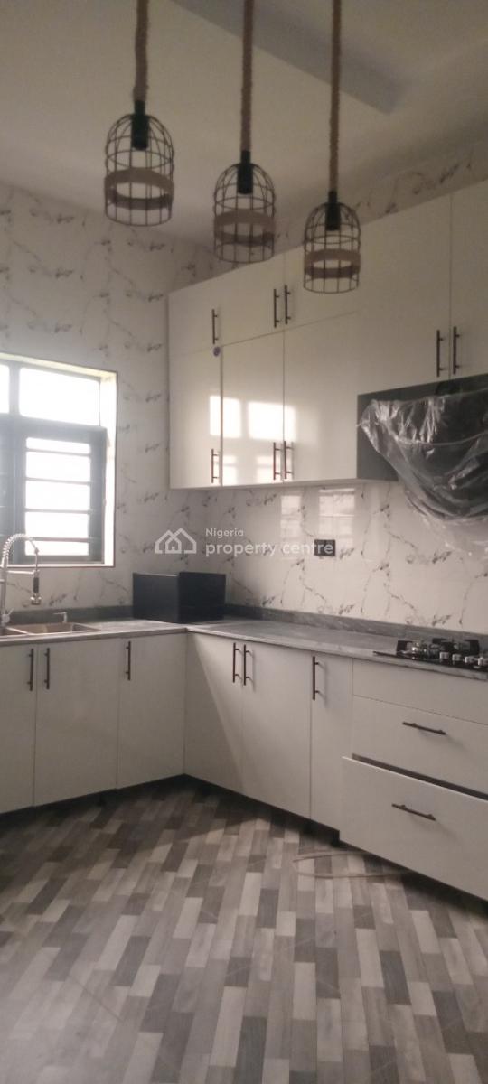 Now Available, Mobil Road, Ilaje, Ajah, Lagos, Flat / Apartment for Rent