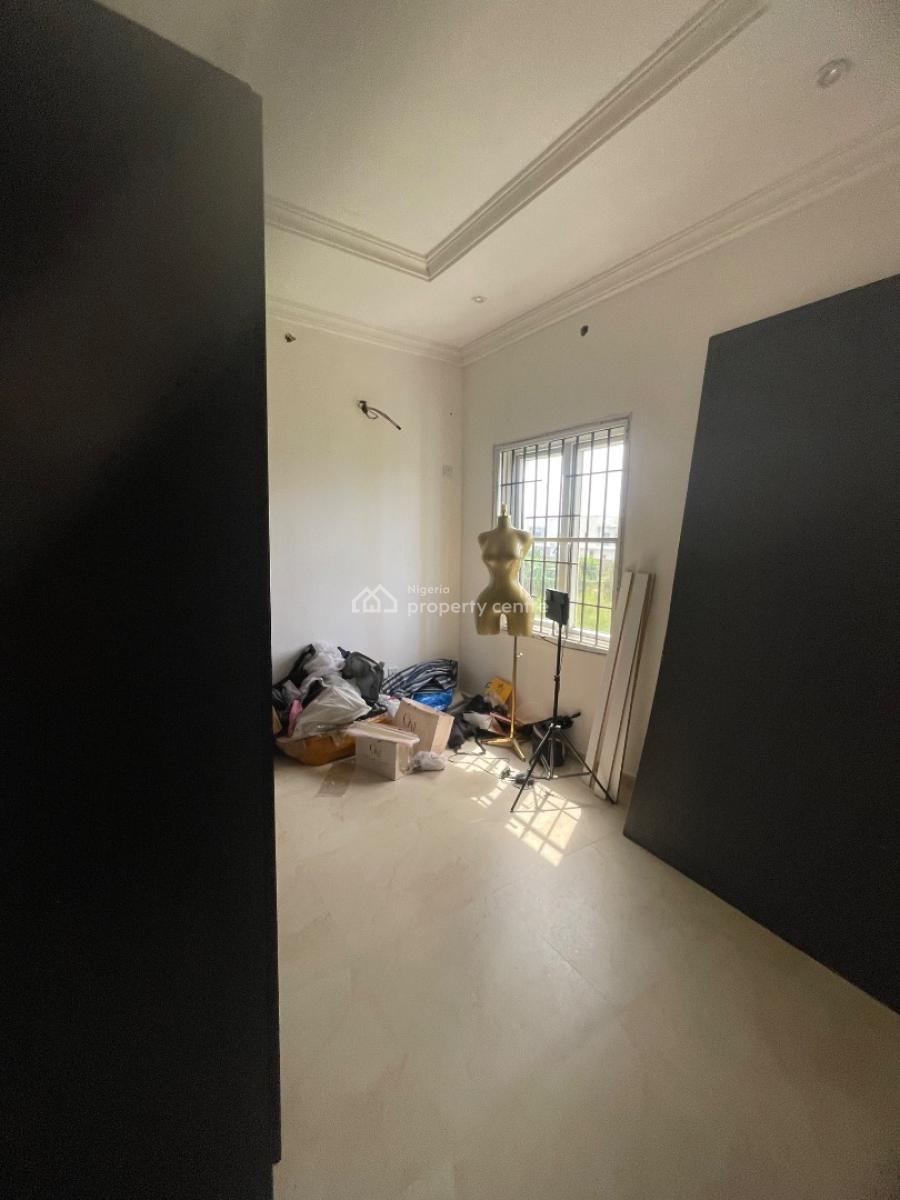 Dm for Video, Luxury 3 Bedroom Upstairs, 24 Hours Light, Lekki Scheme 2, Ilaje, Ajah, Lagos, House for Rent
