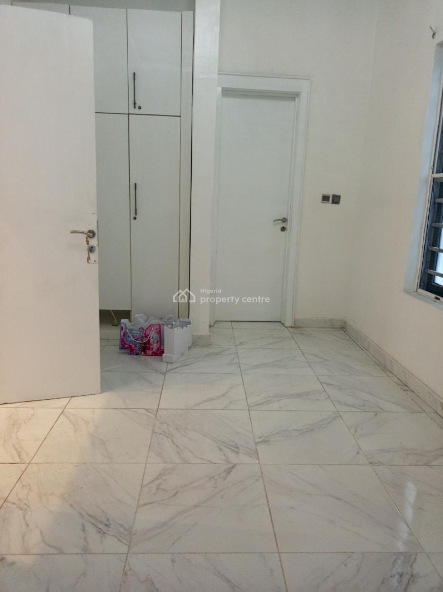 Luxurious Massive 5bedroom with Pool Bq 5car Park Gate House, Osapa, Lekki, Lagos, Detached Duplex for Rent