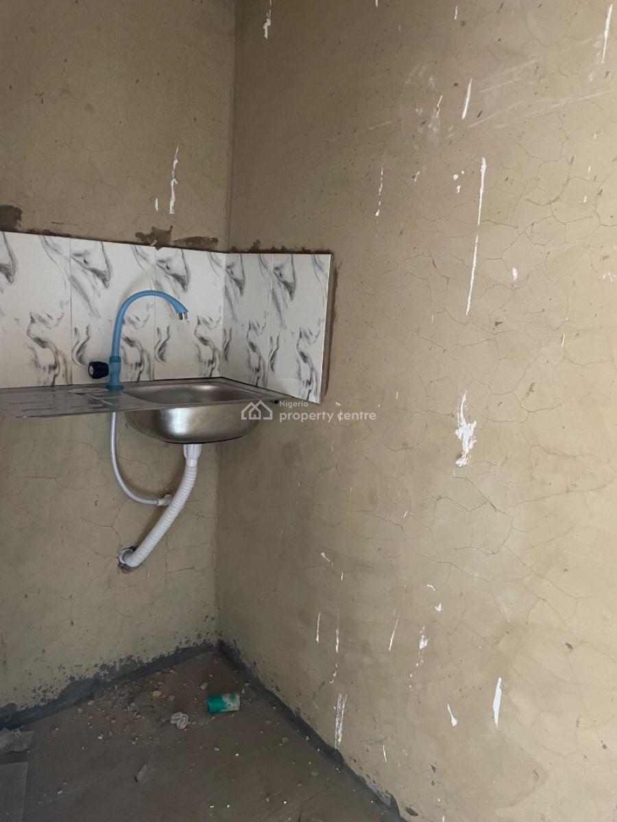 Newly Built Room Self Contain, Yaba, Lagos, Self Contain (single Rooms) for Rent