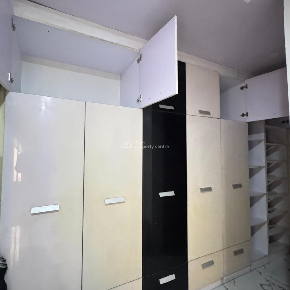 4 Bedroom Semi Detached Duplex, Osapa, Lekki, Lagos, Semi-detached Duplex for Sale
