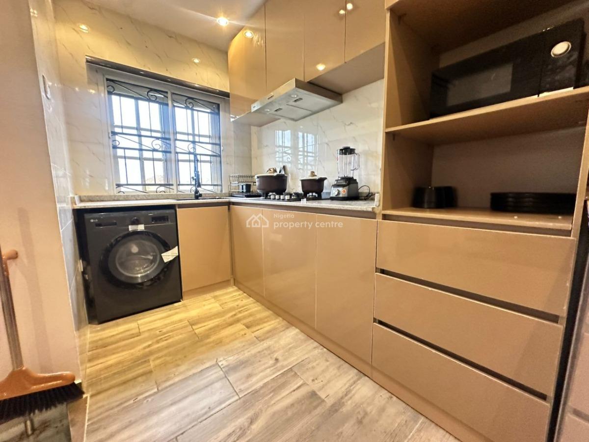 Luxury Furnished 3bedroom Serviced 24/7 Light, Carlton Gate Estate Chevron Drive, Lekki, Lagos, Flat / Apartment for Rent