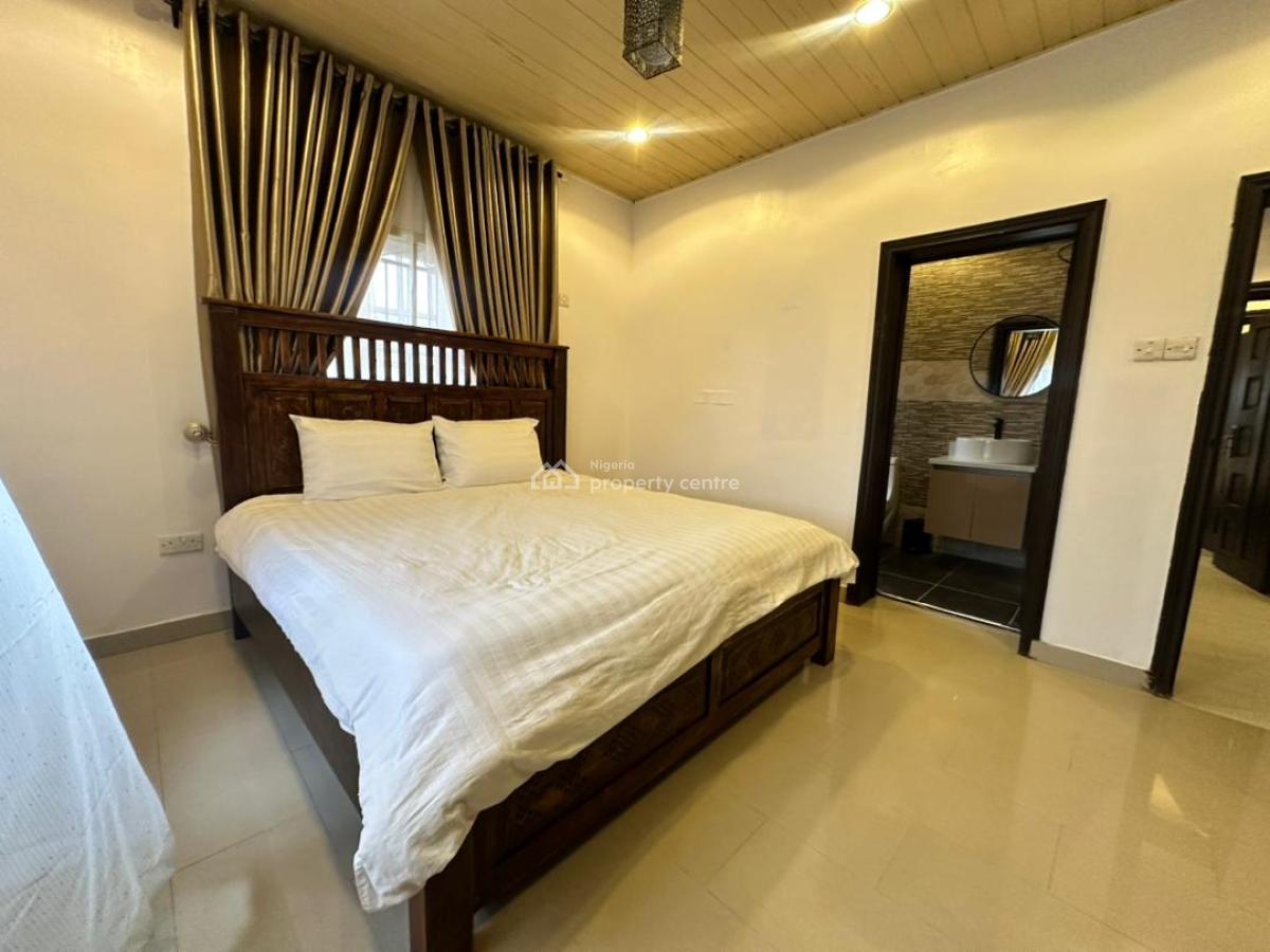 Luxury Furnished 3bedroom Serviced 24/7 Light, Carlton Gate Estate Chevron Drive, Lekki, Lagos, Flat / Apartment for Rent