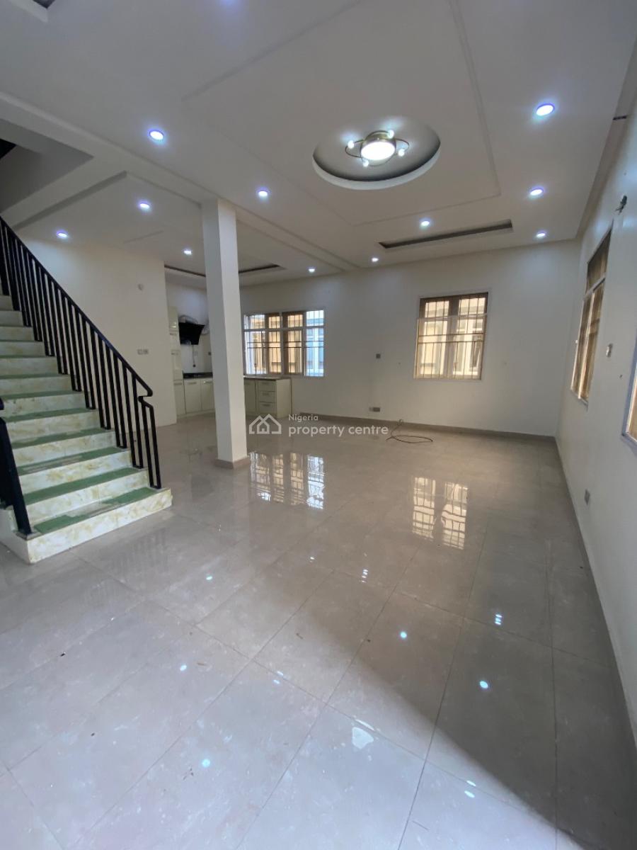 Beautiful 3 Bedroom Maisonatte and a Room Bq, Oniru Vi Inside an Estate , Well Secured Environment, Oniru, Victoria Island (vi), Lagos, House for Rent
