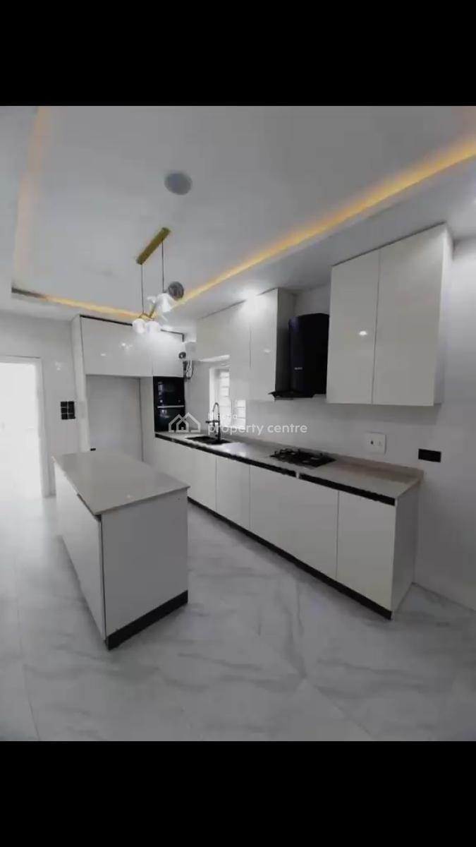 Well Carved 5 Bedroom with Cinema, Bq & Pool, Chevron, Lekki, Lagos, Detached Duplex for Sale