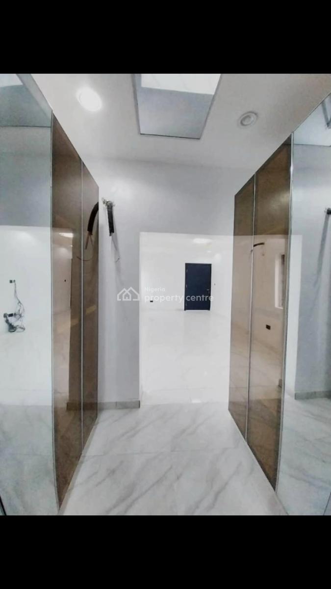 Well Carved 5 Bedroom with Cinema, Bq & Pool, Chevron, Lekki, Lagos, Detached Duplex for Sale