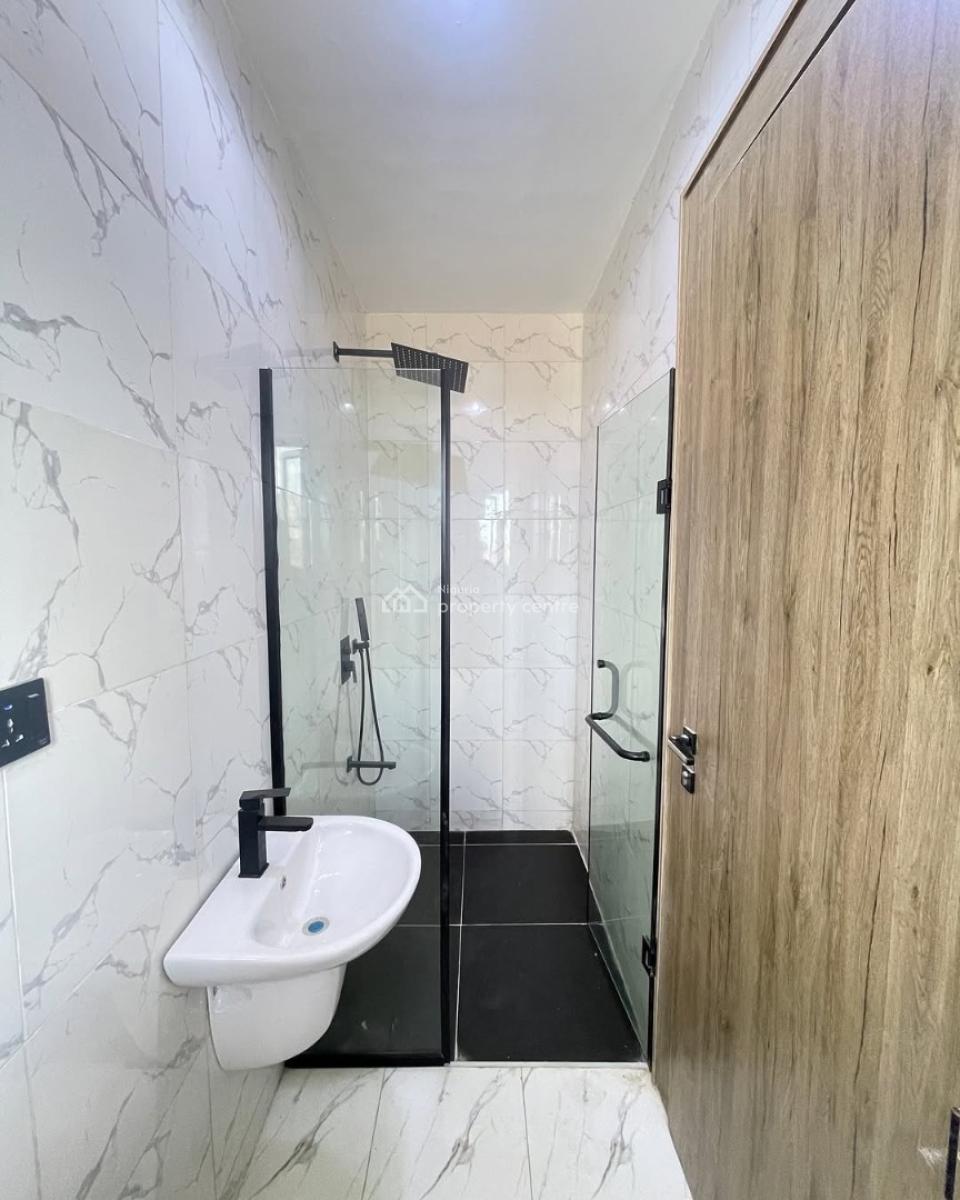 Stunning 5 Bedroom Terrace Duplex with Swimming Pool and Bq, Lekki Phase 1, Lekki Phase 1, Lekki, Lagos, Terraced Duplex for Sale