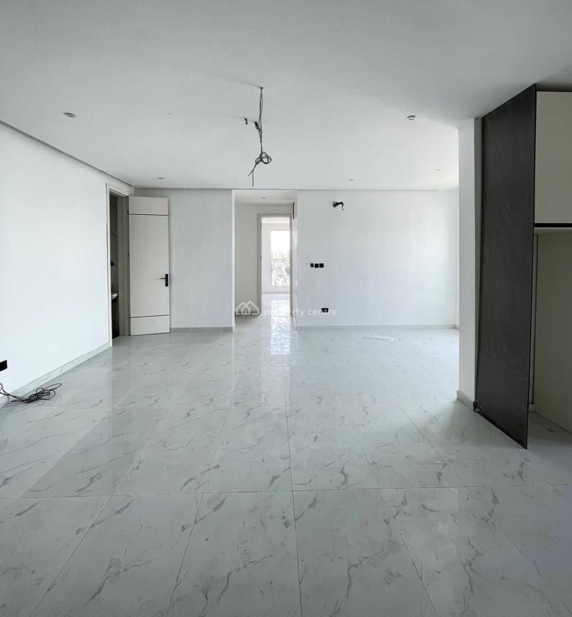 Lovely 3 Bedroom Apartment with Gym,pool and Bq, Lekki Phase 1, Lekki Phase 1, Lekki, Lagos, Block of Flats for Sale