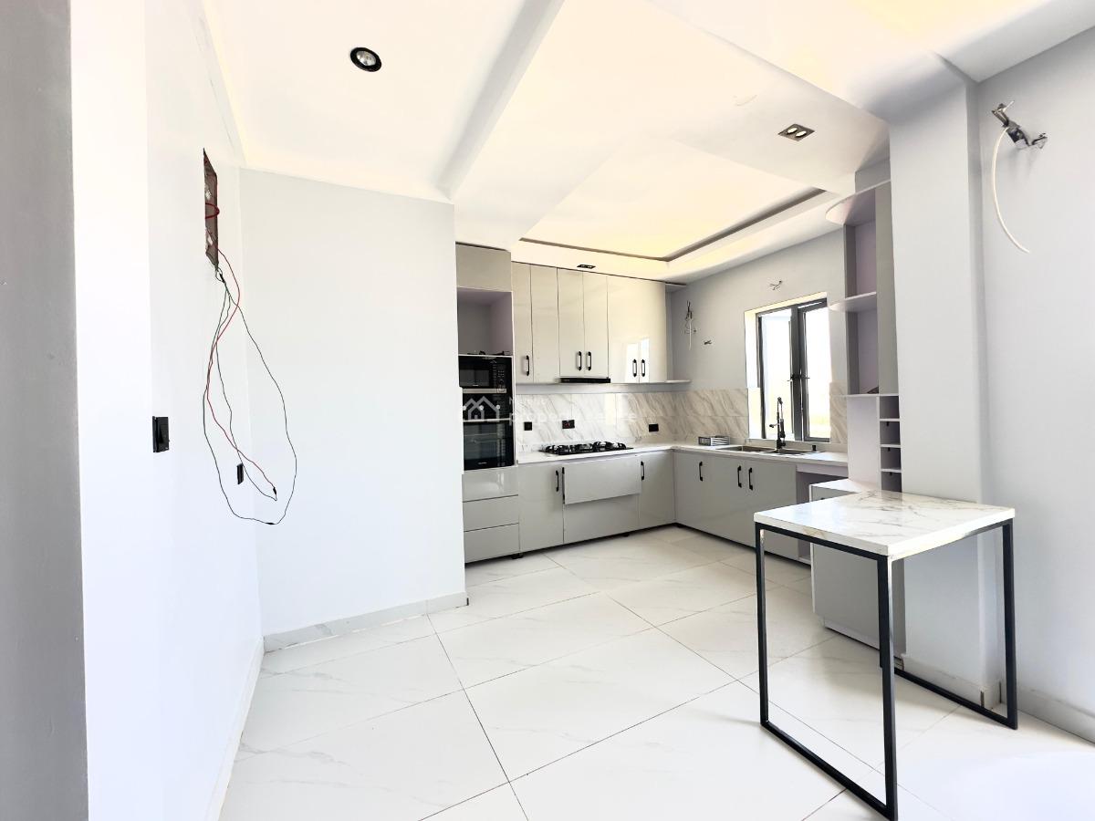 Luxuriously Fitted 2bedroom Apartment with Gym, Elevator and Pool, Ikate, Lekki, Lagos, Flat / Apartment for Sale