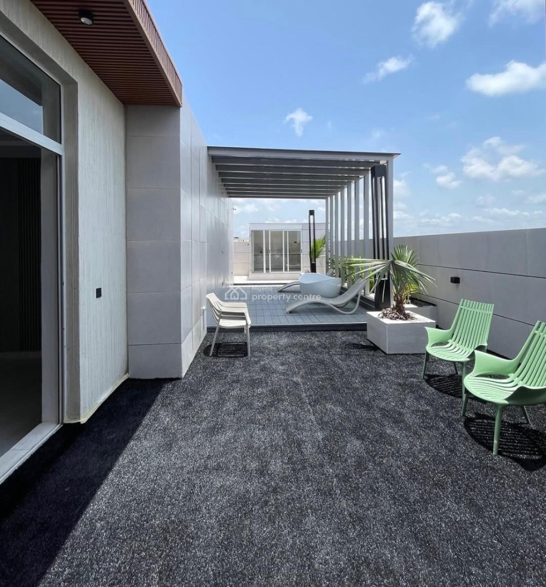 Lovely 2 Bedroom Penthouse with Gym, Lekki Phase 1, Lekki Phase 1, Lekki, Lagos, Block of Flats for Sale