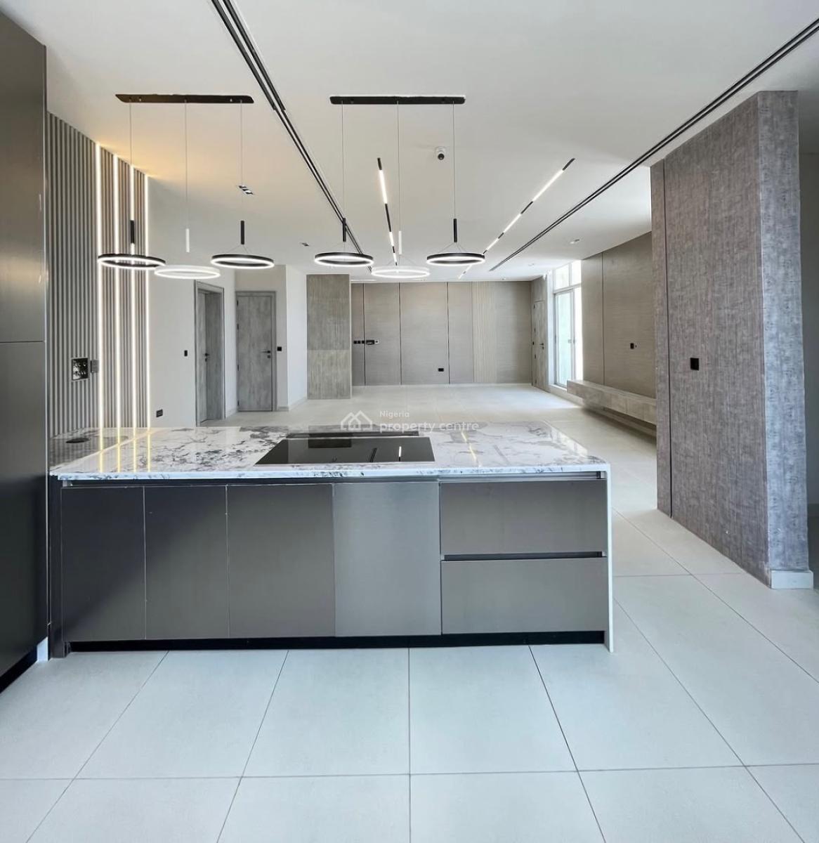 Lovely 2 Bedroom Penthouse with Gym, Lekki Phase 1, Lekki Phase 1, Lekki, Lagos, Block of Flats for Sale