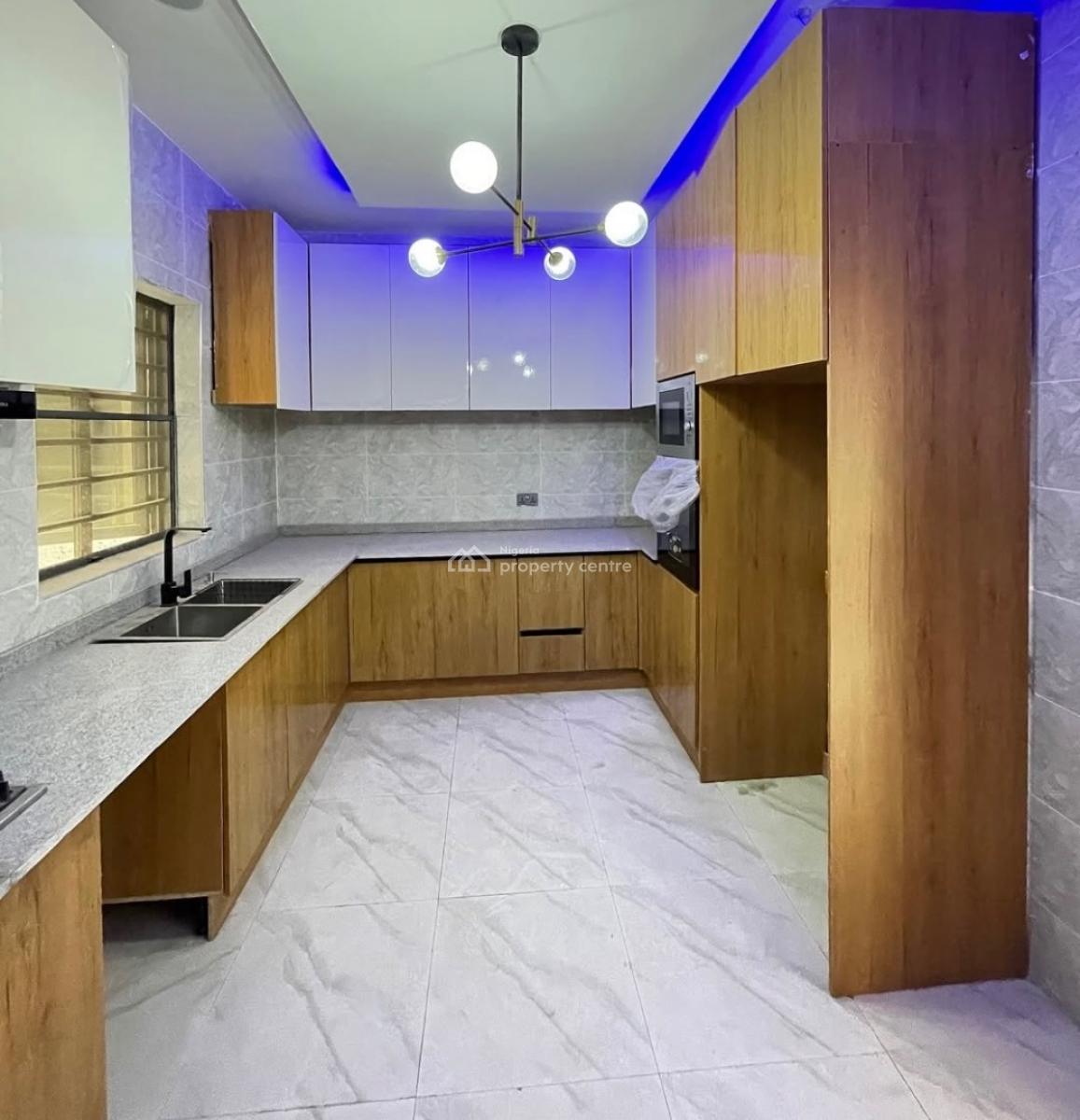 Lovely 3 Bedroom Apartment with Swimming Pool,gym and Bq, Ikate, Ikate, Lekki, Lagos, Block of Flats for Sale