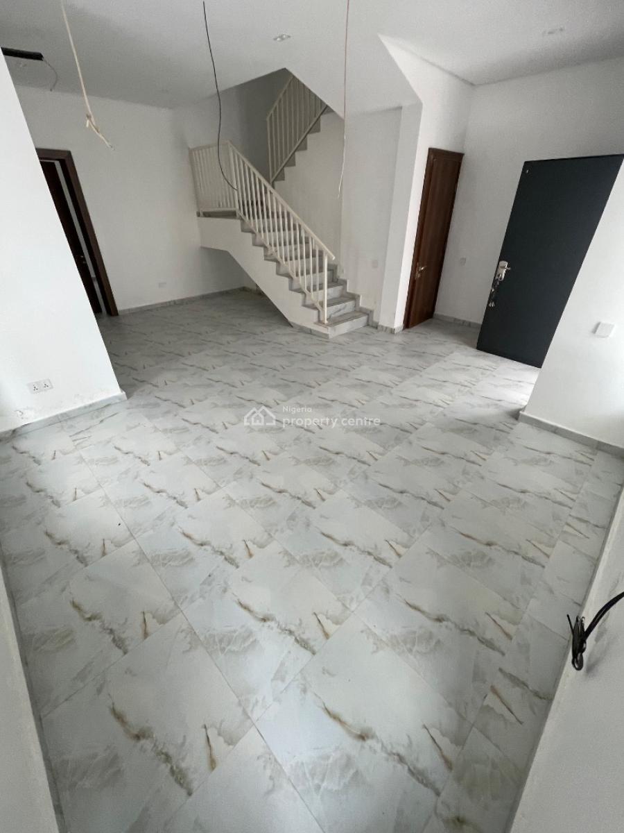 Bran New 3 Bedroom, Off Admiralty Way, Lekki Phase 1, Lekki, Lagos, Terraced Duplex for Rent