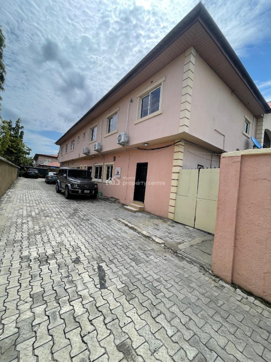 4 Bedroom Under Renovations, Off Fola Asibo, Lekki Phase 1, Lekki, Lagos, Terraced Duplex for Rent