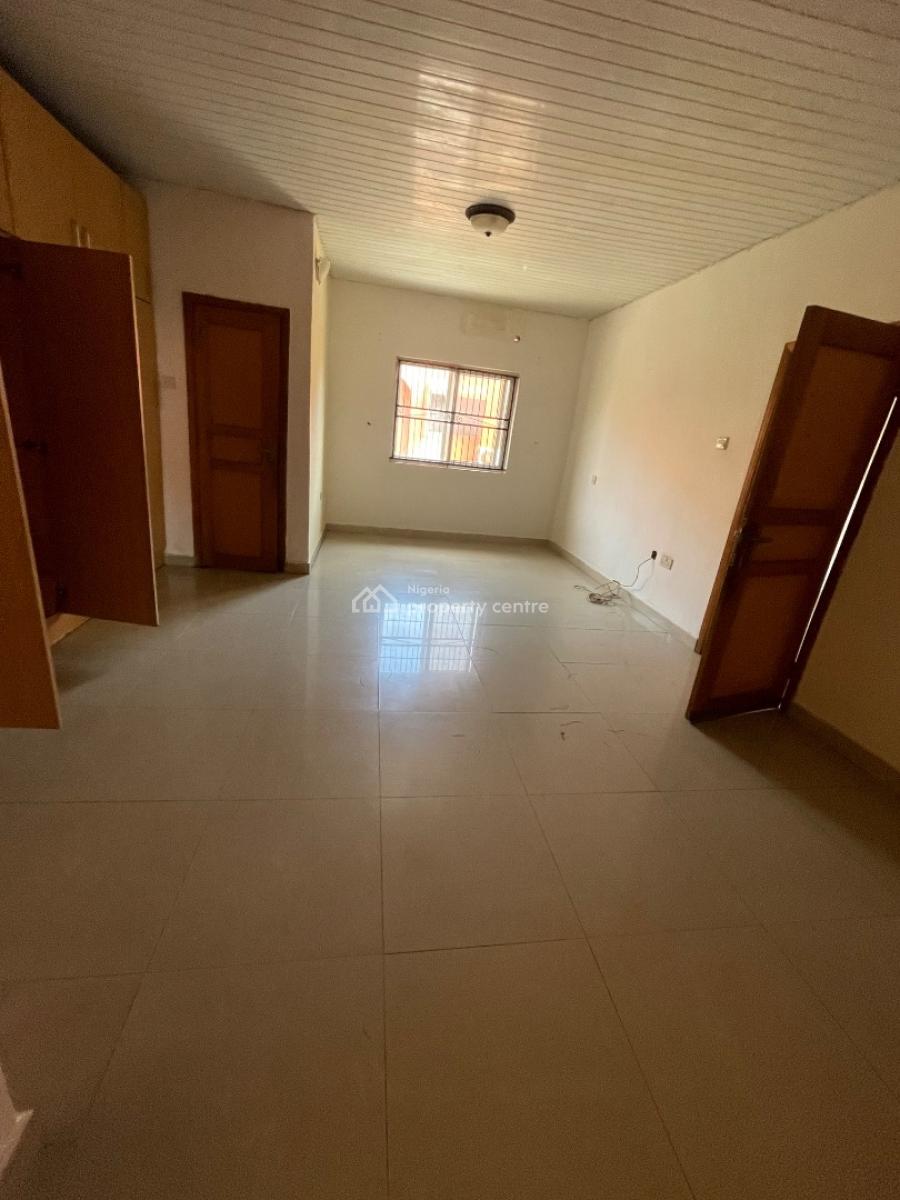 4 Bedroom Under Renovations, Off Fola Asibo, Lekki Phase 1, Lekki, Lagos, Terraced Duplex for Rent
