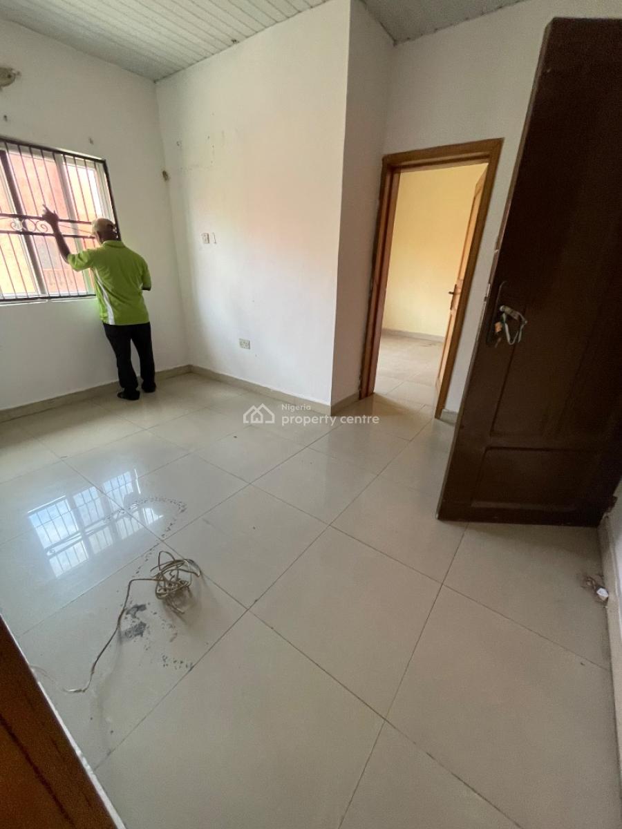 4 Bedroom Under Renovations, Off Fola Asibo, Lekki Phase 1, Lekki, Lagos, Terraced Duplex for Rent