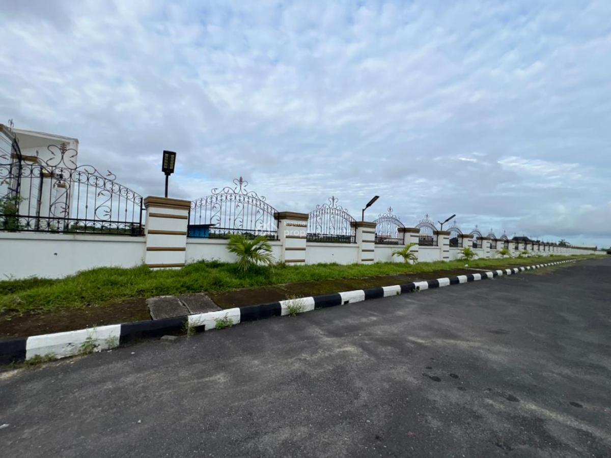 Prime Titled Land Suitable for Commercial Businesses, & Use, Easy Access to Coscharis, Frajend & Others , Alahun, Ibeju Lekki, Lagos, Commercial Land for Sale