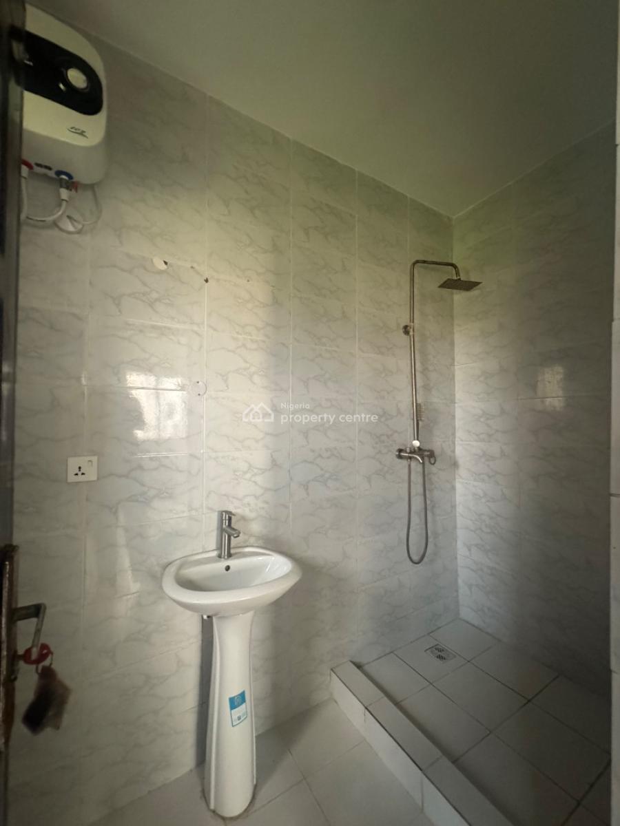 Fully Service Nice Brand New 2 Bedroom Apartment  Spacious, Orchd Road Lekki, Lekki, Lagos, Block of Flats for Sale