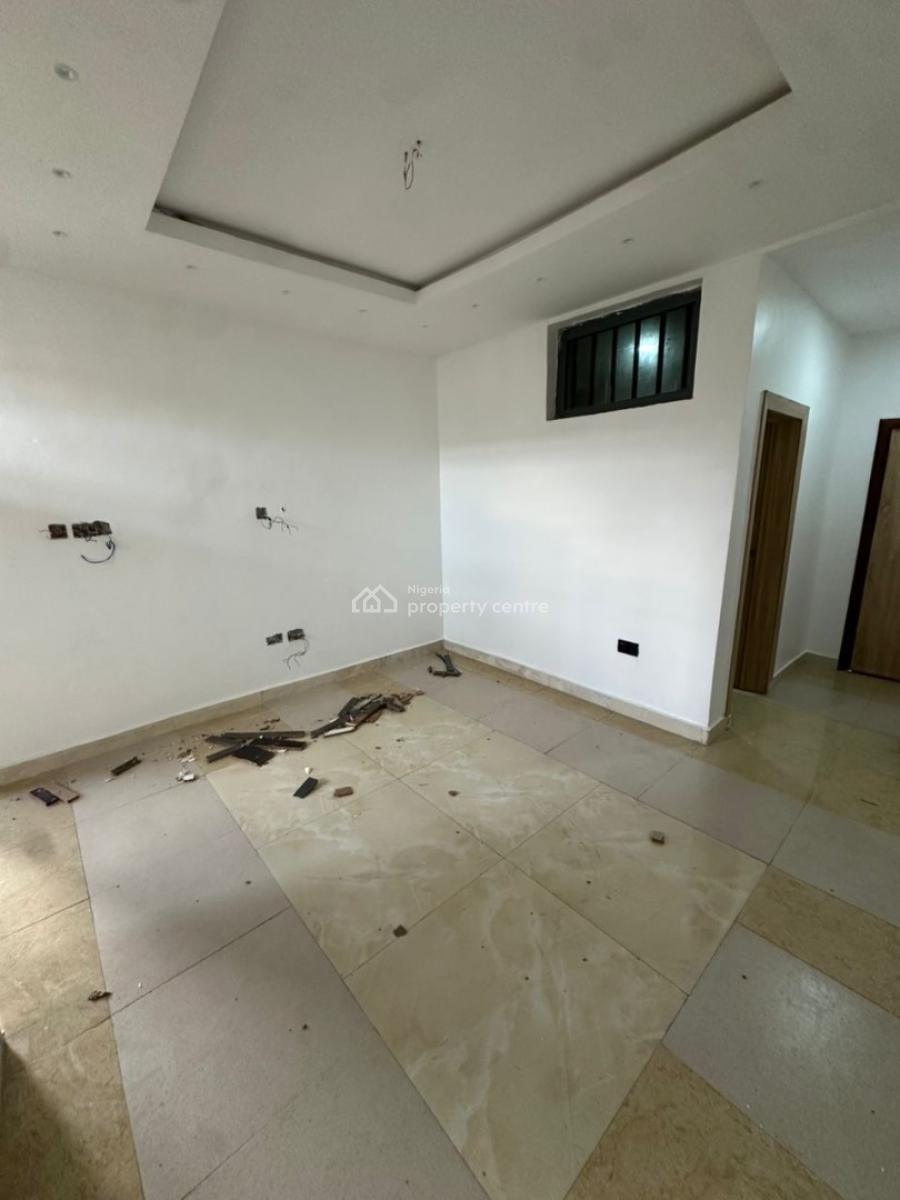 Lovely Miniflat in a Serene Location, Ologolo, Lekki, Lagos, Ologolo, Lekki, Lagos, Mini Flat (room and Parlour) for Rent