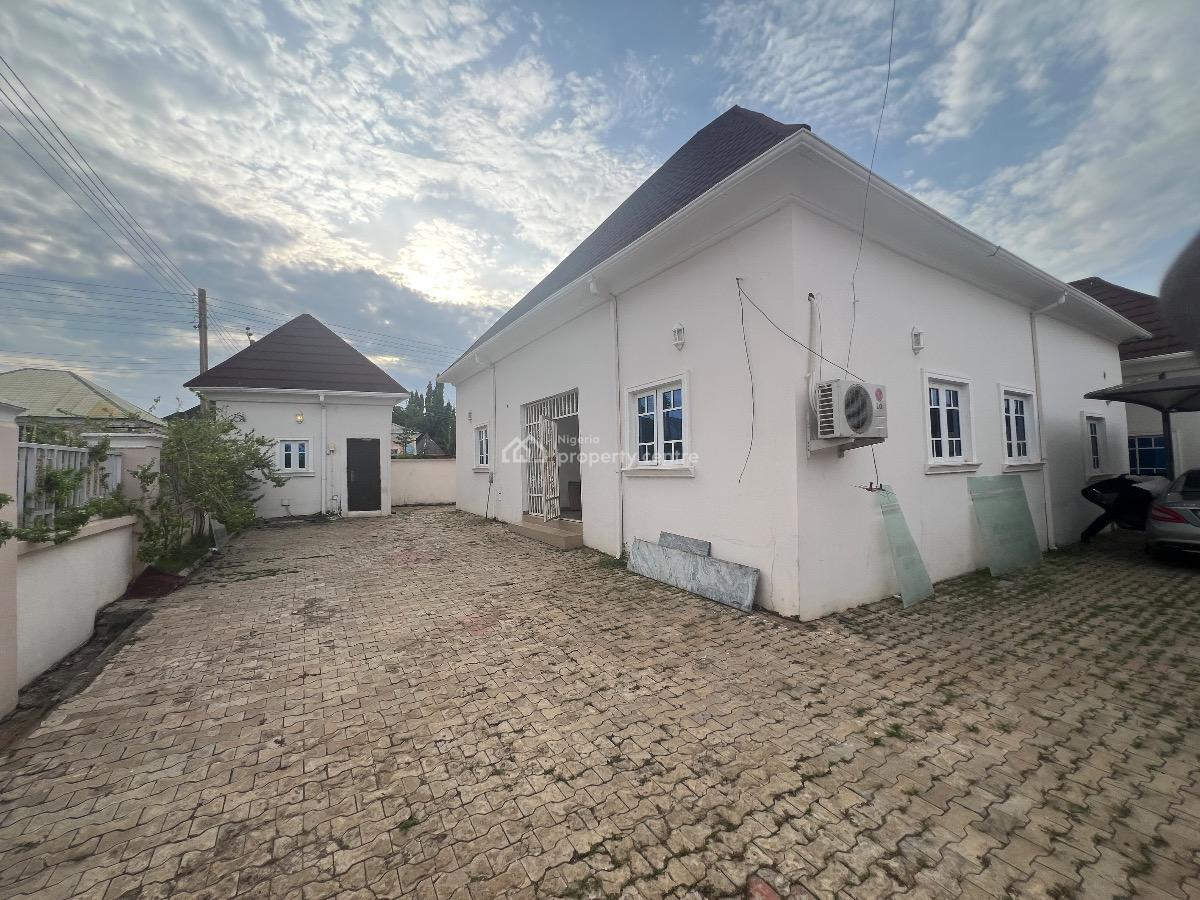 Luxury 3bedroom with Bq, Amazing Street, Lokogoma District, Abuja, Detached Duplex for Rent