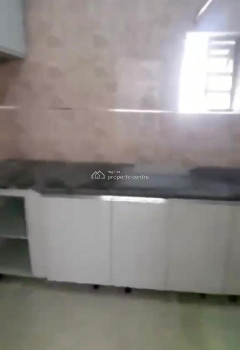Luxury Big Room and Parlor with a Proper Seperate Kitchen, Chevron, Lekki, Lagos, Mini Flat (room and Parlour) for Rent