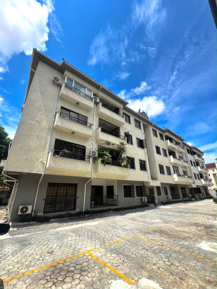 Spacious 3-bedroom Apartment with Bq, Old Ikoyi, Ikoyi, Lagos, Flat / Apartment for Rent