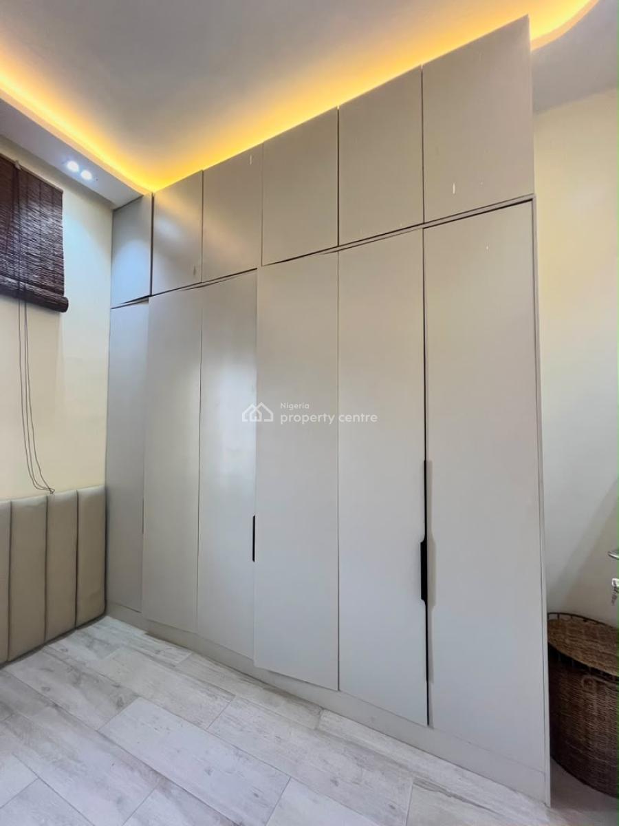 Prestigious 3-bedroom Apartment with Bq, Old Ikoyi, Ikoyi, Lagos, Flat / Apartment for Sale