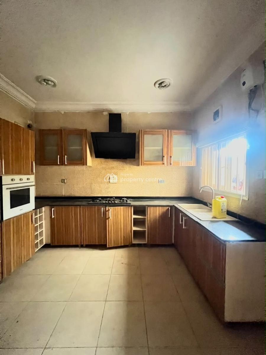 Elegant 4-bedroom Terrace with Bq & Swimming Pool, Banana Island, Ikoyi, Lagos, Terraced Duplex for Rent