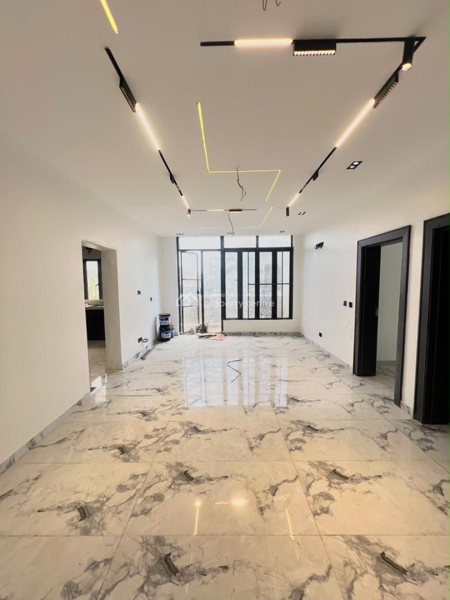 Upscale 2-bedroom Flat with Gym & Swimming Pool, Ikoyi, Lagos, Flat / Apartment for Sale