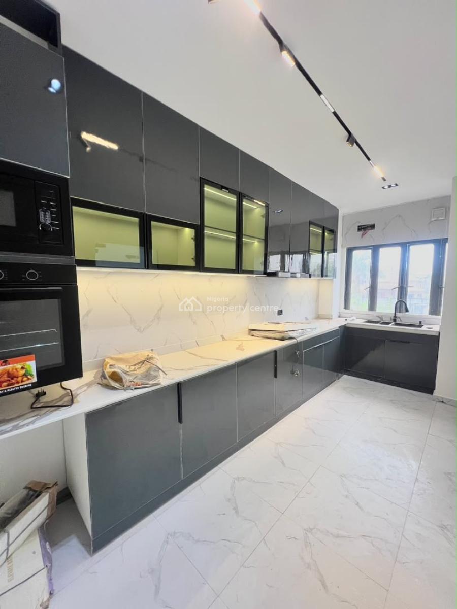 Upscale 2-bedroom Flat with Gym & Swimming Pool, Ikoyi, Lagos, Flat / Apartment for Sale