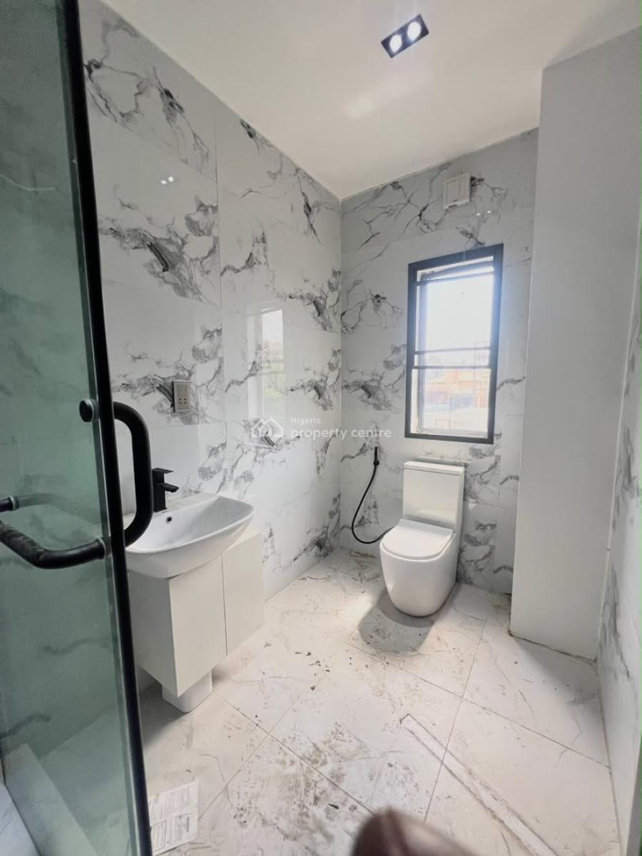Upscale 2-bedroom Flat with Gym & Swimming Pool, Ikoyi, Lagos, Flat / Apartment for Sale