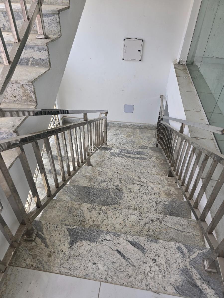 Office Space Available 320square Meters, Sangtedo Lekki Epe Expy, Sangotedo, Ajah, Lagos, Plaza / Complex / Mall for Rent