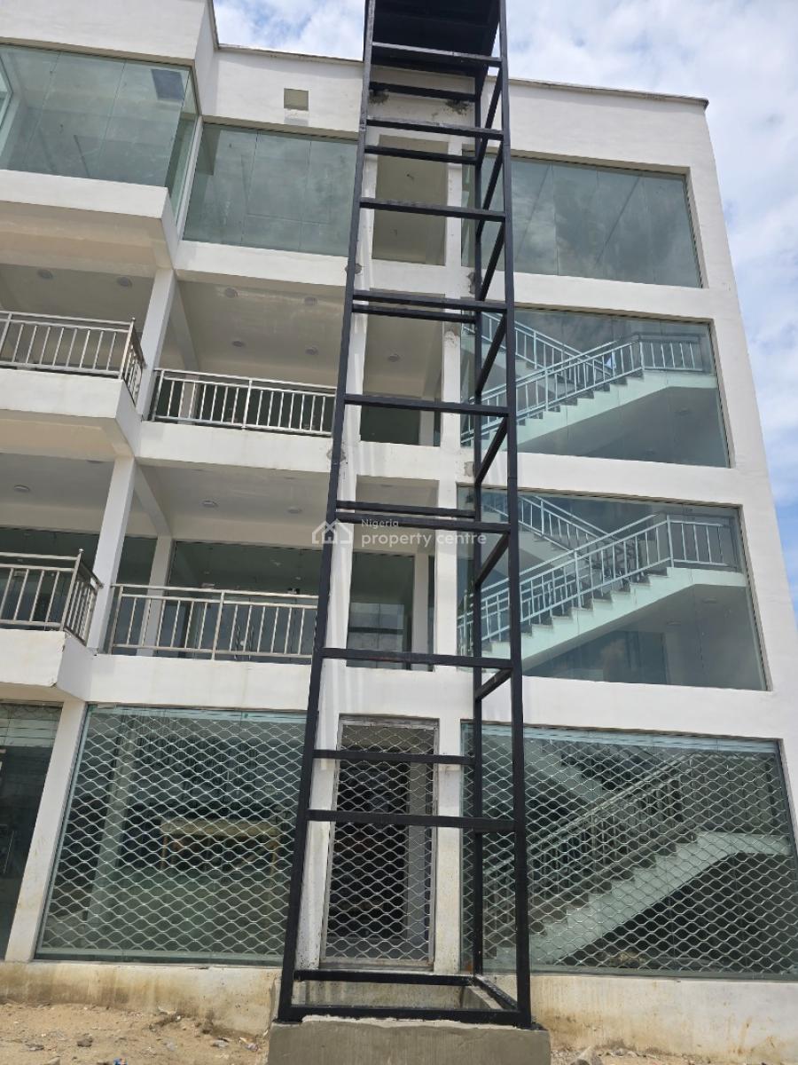 Office Space Available 320square Meters, Sangtedo Lekki Epe Expy, Sangotedo, Ajah, Lagos, Plaza / Complex / Mall for Rent