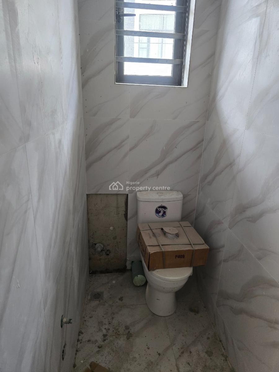 First Floor  Unit 3: 234sqm * Unit 4: 233sqm, Second Toll Gate Lekki Epe Expy, Lekki Phase 2, Lekki, Lagos, Shop for Rent