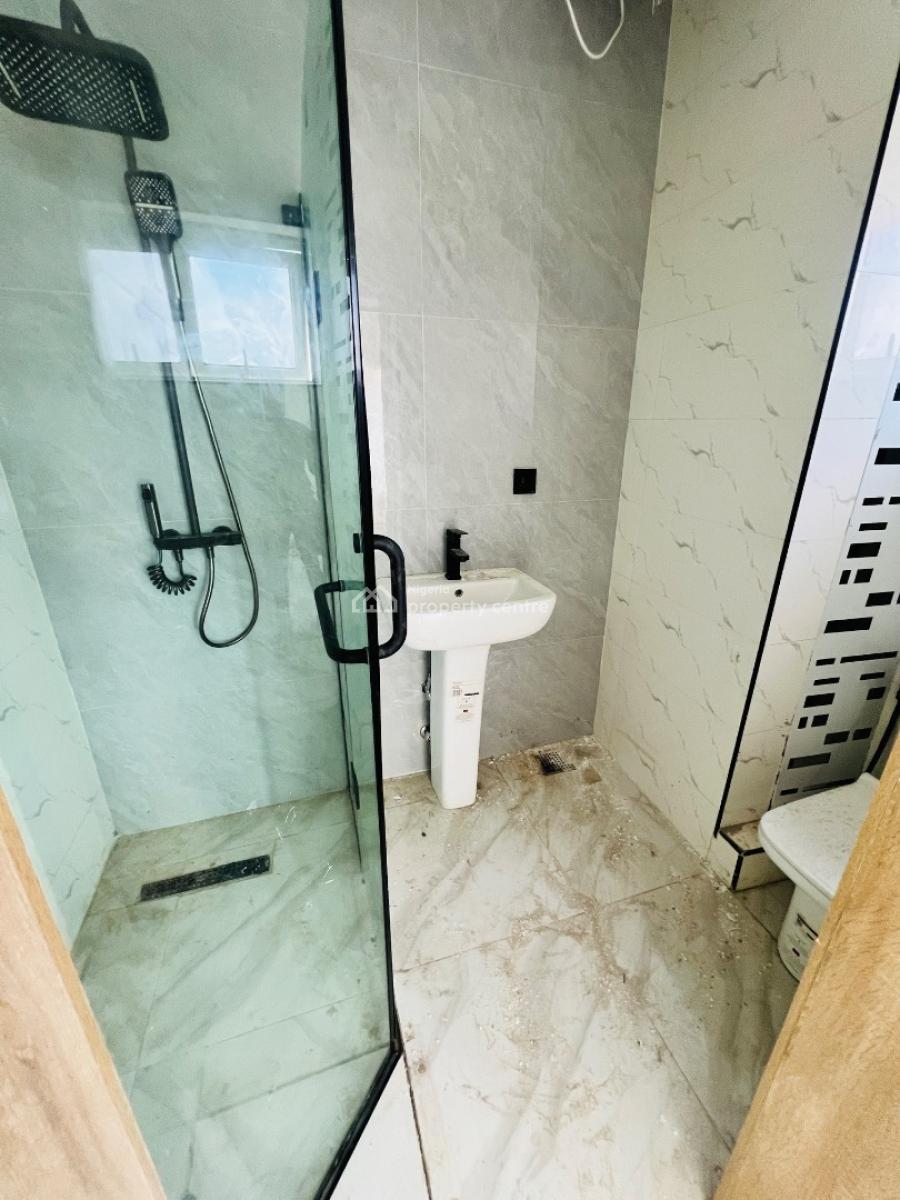 3 Bedroom Penthouse Apartment in Lekki, Ikate, Lekki, Lagos, Block of Flats for Sale