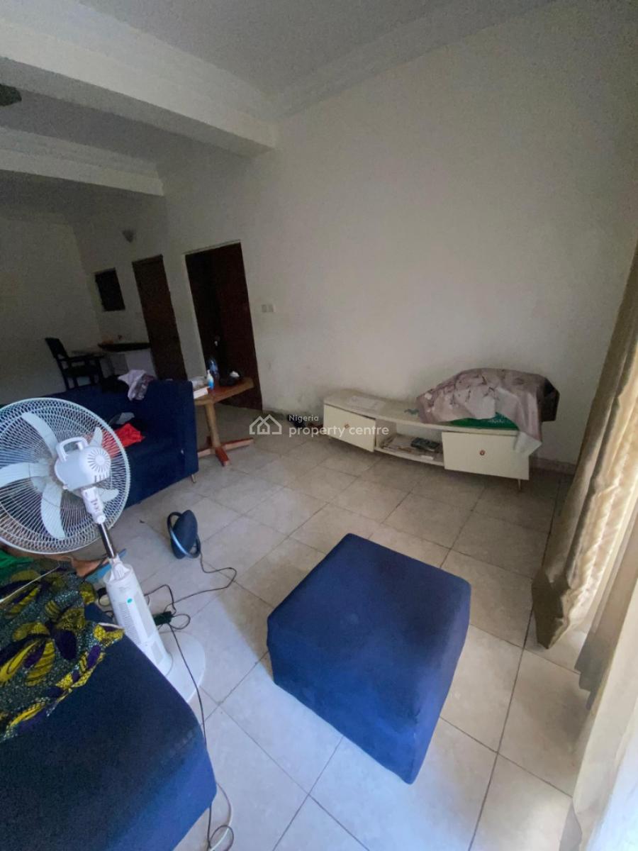 Self Serviced Spacious 3bedroom Apartment (ground Floor), By Chicken Republic Agungi, Agungi, Lekki, Lagos, Flat / Apartment for Rent