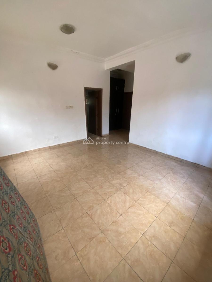 Self Serviced Spacious 3bedroom Apartment (ground Floor), By Chicken Republic Agungi, Agungi, Lekki, Lagos, Flat / Apartment for Rent