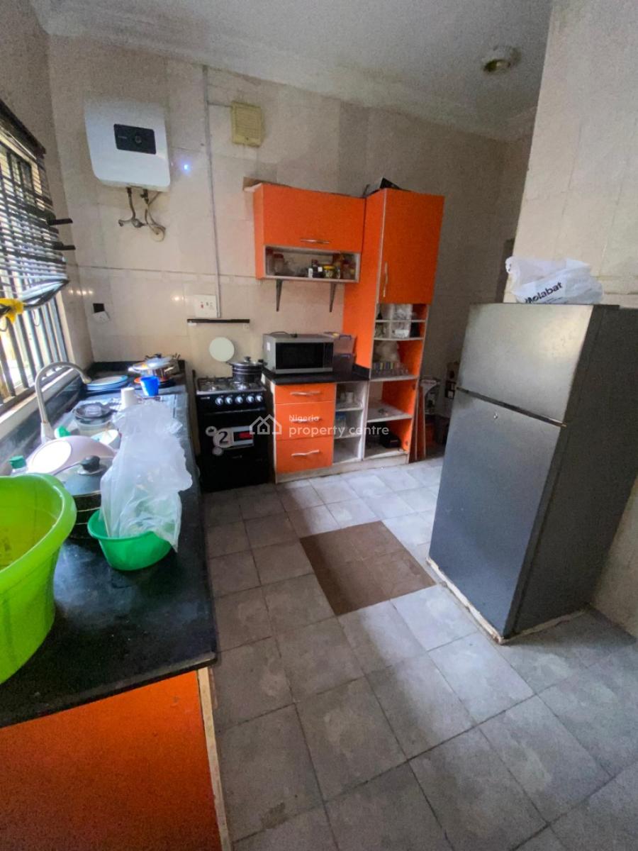 Self Serviced Spacious 3bedroom Apartment (ground Floor), By Chicken Republic Agungi, Agungi, Lekki, Lagos, Flat / Apartment for Rent