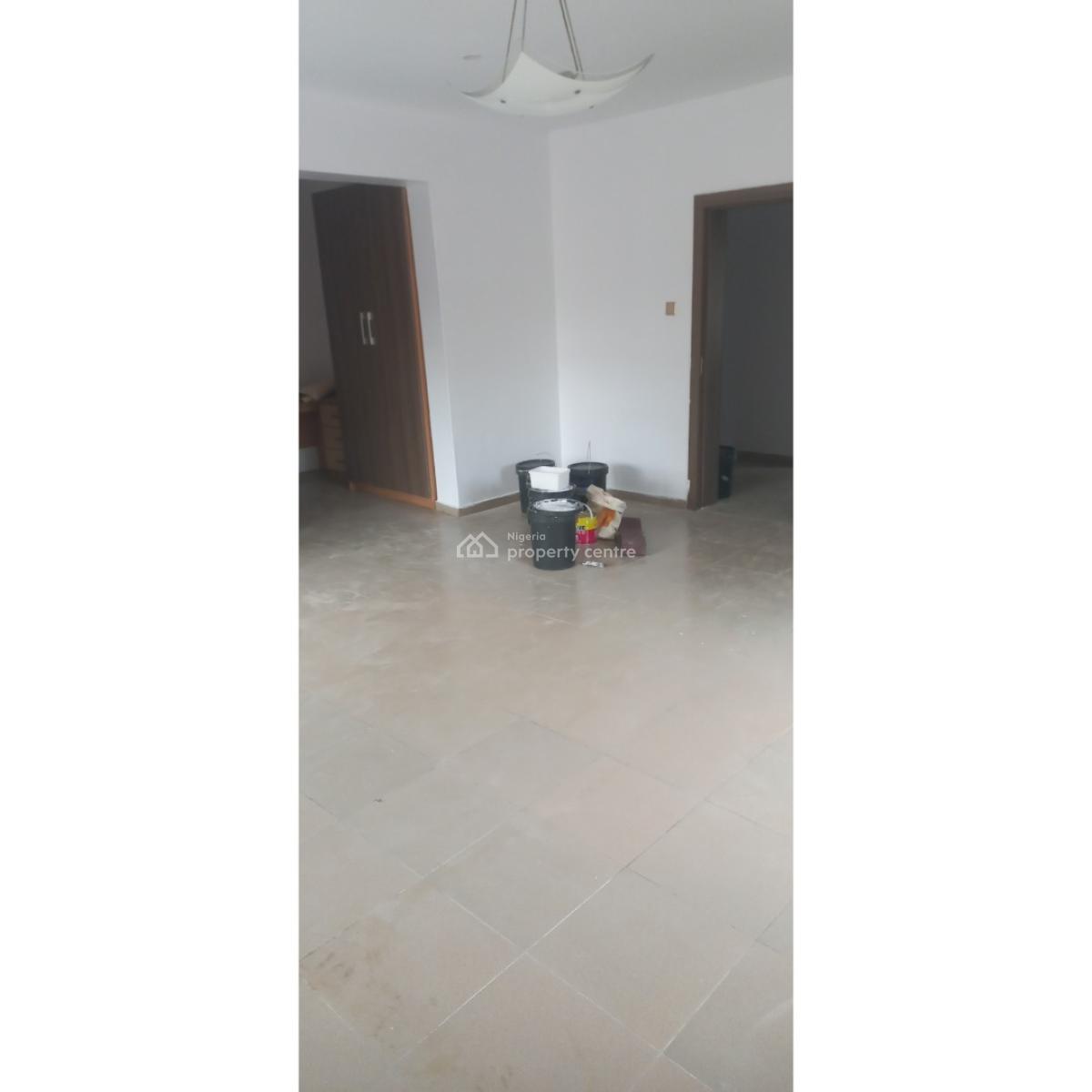 Newly Renovated 3 Bedroom Apartment Plus Bq, Femi Okunnu Housing Estate, Jakande, Lekki, Osapa, Lekki, Lagos, Flat / Apartment for Rent