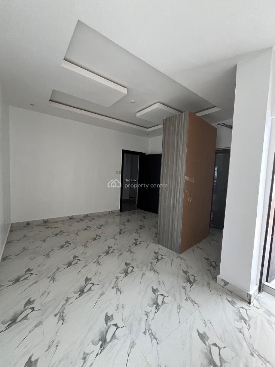 Luxury Spacious New 4bed with Bq ,stable Light in Scrd Est, Abraham Adesanya, Ajah, Lagos, Terraced Duplex for Rent
