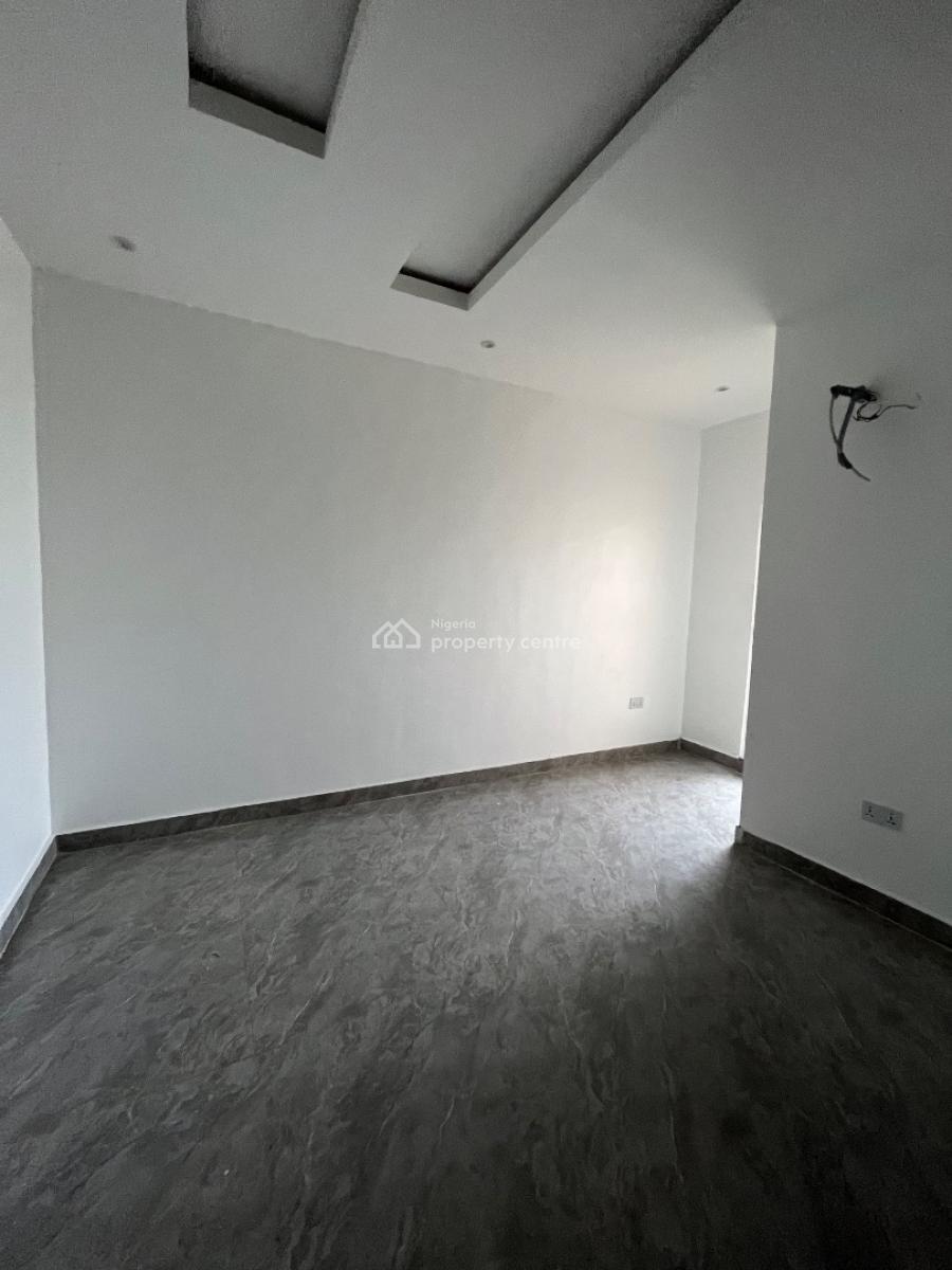 Luxury Spacious New 4bed with Bq ,stable Light in Scrd Est, Abraham Adesanya, Ajah, Lagos, Terraced Duplex for Rent