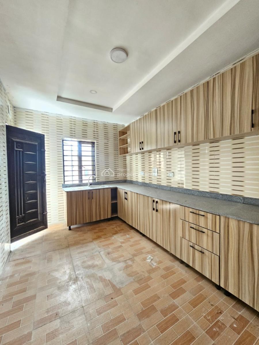 Brand New 3 Bedroom Apartment, Ikate, Lekki, Lagos, Block of Flats for Sale