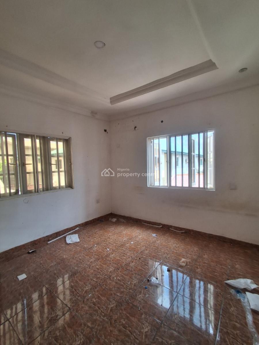 3bedroom Flat Upstairs, in an Estate, Badore, Ajah, Lagos, House for Rent