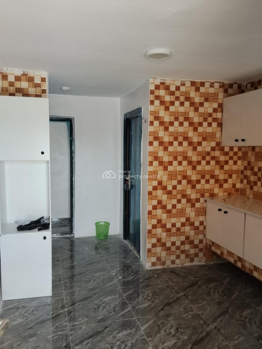 a Newly Renovated 2 Bedroom Flat, Bogije, Ibeju Lekki, Lagos, Flat / Apartment for Rent