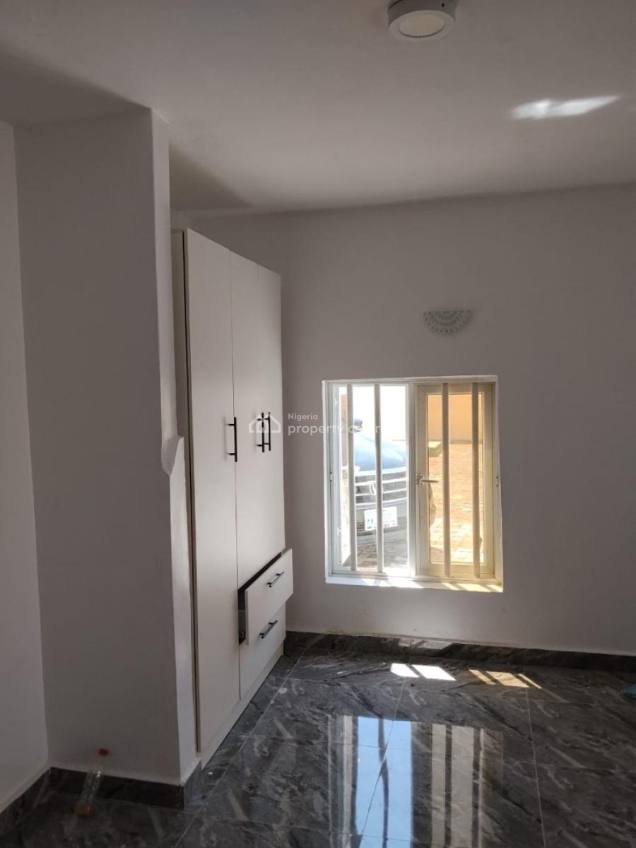 a Newly Renovated 2 Bedroom Flat, Bogije, Ibeju Lekki, Lagos, Flat / Apartment for Rent