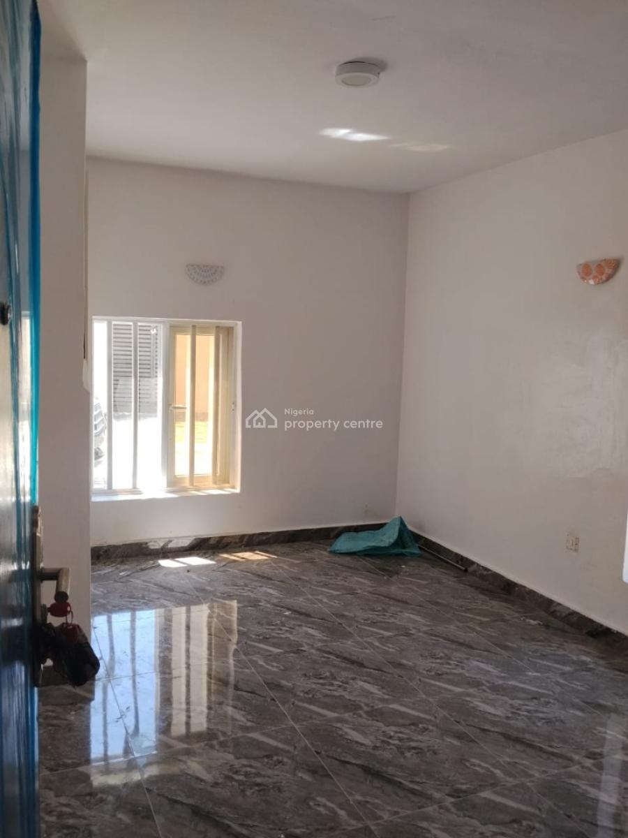 a Newly Renovated 2 Bedroom Flat, Bogije, Ibeju Lekki, Lagos, Flat / Apartment for Rent
