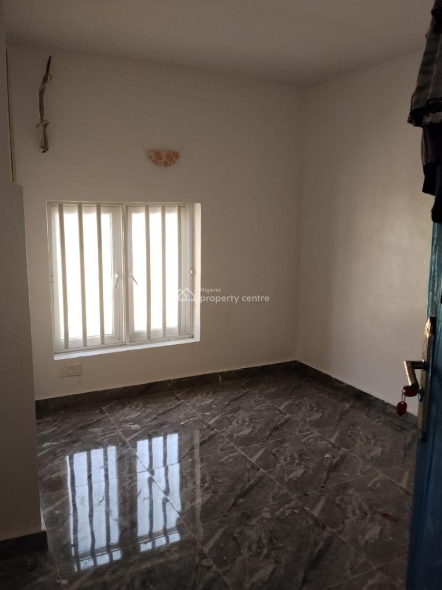 a Newly Renovated 2 Bedroom Flat, Bogije, Ibeju Lekki, Lagos, Flat / Apartment for Rent