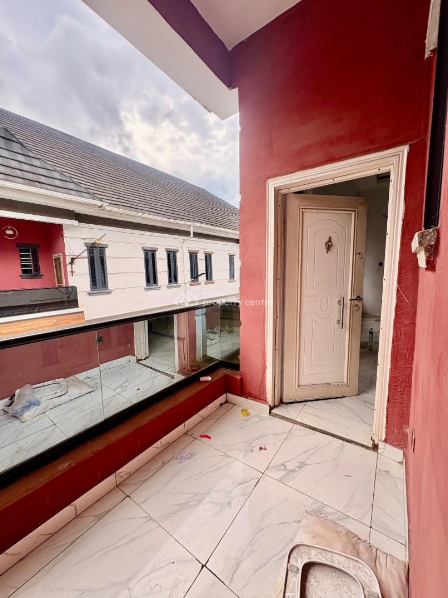 Luxury Masters Bedroom in Elite, Secure Estate, Lekki Conservation Road, Opposite Chevron, Lekki, Lagos, Flat / Apartment for Rent