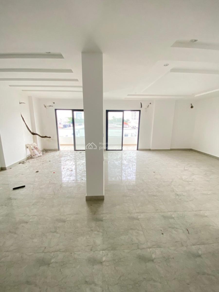 4 Bedroom Apartment with Swimming Pool, Gym & Elevator, Ikoyi, Lagos, Flat / Apartment for Rent
